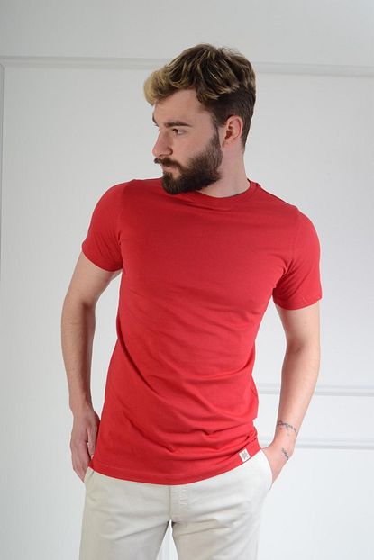Gentilbay Sifir Bisiklet Yaka Duz Baskisiz Sade Tbb001 Gentilbay Basic Kirmizi Tisort Trendyol