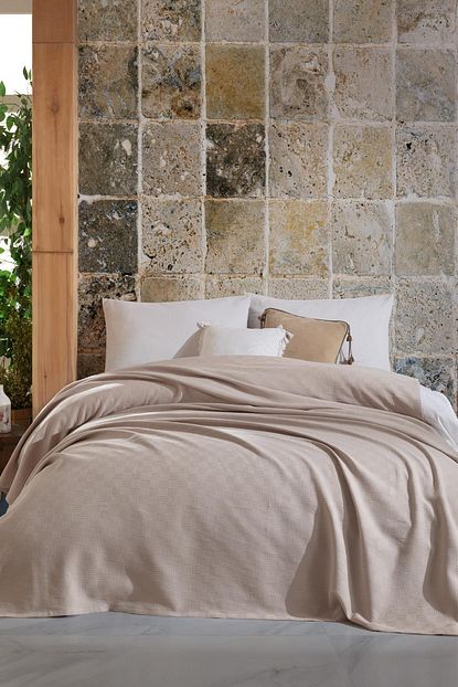 Buanart Helena Battal Boy Yatak Ortusu 240x240 Cm Trendyol