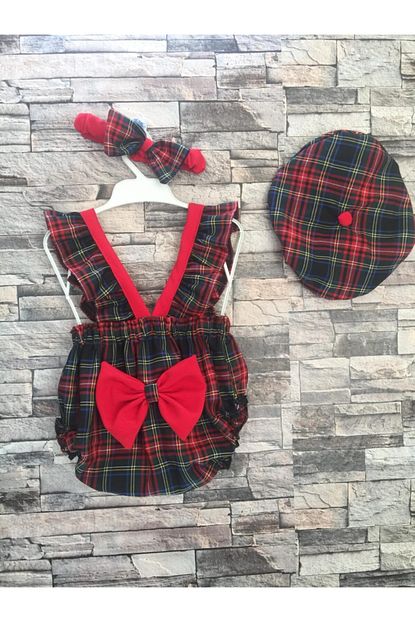 Moda Kiz Bebek Kirmizi Ekose Sapka Bandana Ve Tulum Trendyol