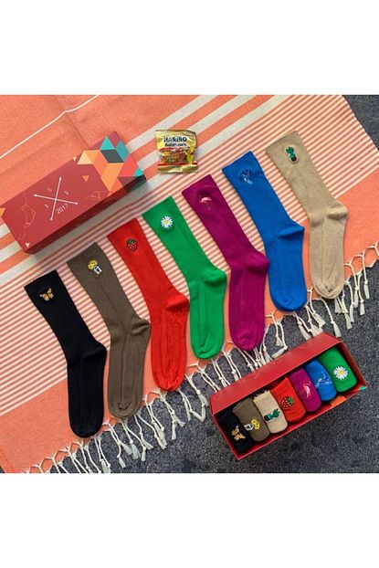 Socks Stations 7 Li Nakisli Renkli Corap Kutusu Trendyol