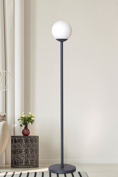 Luzarana Glob Antrasit Metal Govde Beyaz Camli Tasarim Lux Yerden