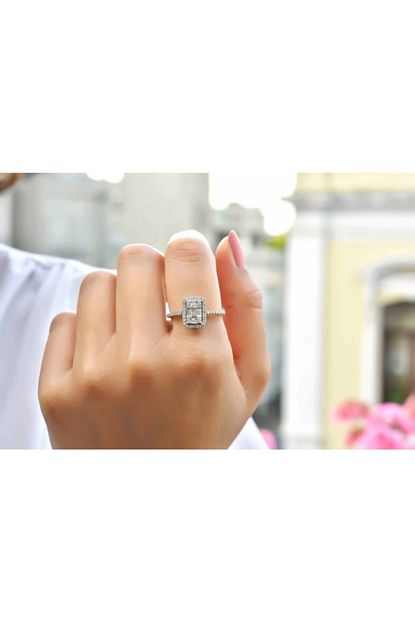 An Pirlanta 0 50 Carat Baget Yuzuk Pirlanta Altin Gumus Trendyol