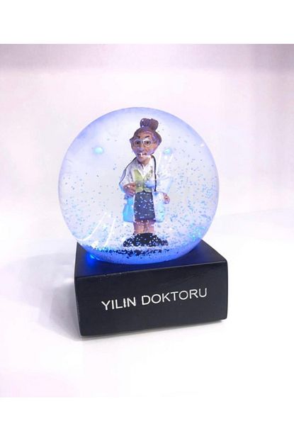 Aleyna Nin Dukkani Yilin Doktoru Temali Kirilmaz Cam Fanuslu Isikli Kar Kuresi Trendyol