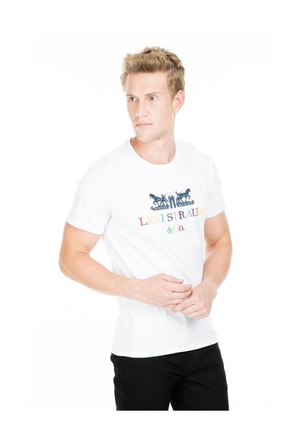 Levi S Erkek Beyaz Renkli Yazi Detay T Shirt 22495 0054 Trendyol