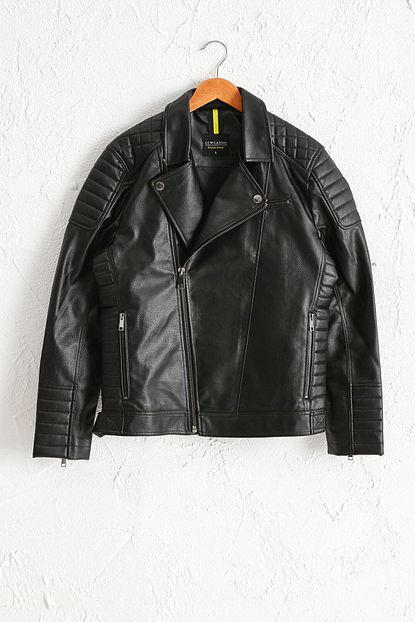 Lc Waikiki Erkek Siyah Deri Gorunumlu Mont 0w1340z8 Trendyol