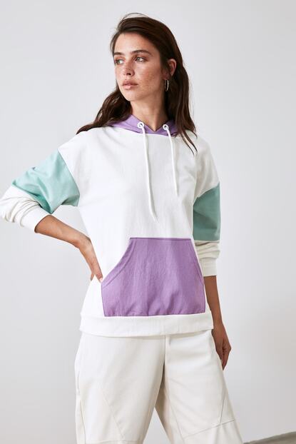 Trendyolmilla Beyaz Renk Bloklu Kapusonlu Ve Kanguru Cepli Orme Sweatshirt Twoaw21sw1667 Trendyol