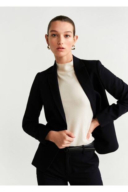 Mango Kadin Siyah Astarli Gundelik Blazer Ceket 67090545 Fiyati Yorumlari Trendyol