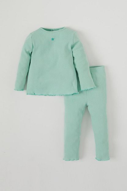 defacto kiz bebek kalp baskili fitilli pijama takimi fiyati yorumlari trendyol