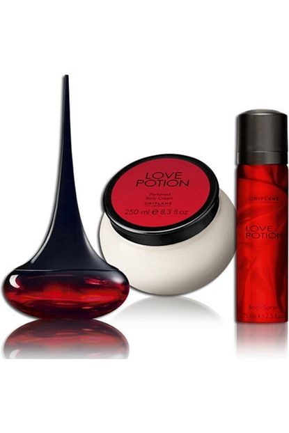 Oriflame Love Potion Edp 50 Ml Kadin Parfum Parfumlu Vucut Kremi 250 Ml Parfumlu Vucut Spreyi 75 Ml Trendyol