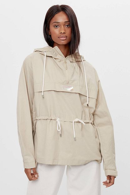 Bershka Kadin Krem Kapusonlu Kanguru Mont Trendyol