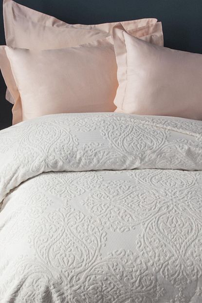 Issimo Home Beyaz Yatak Ortusu 160 240 Trendyol