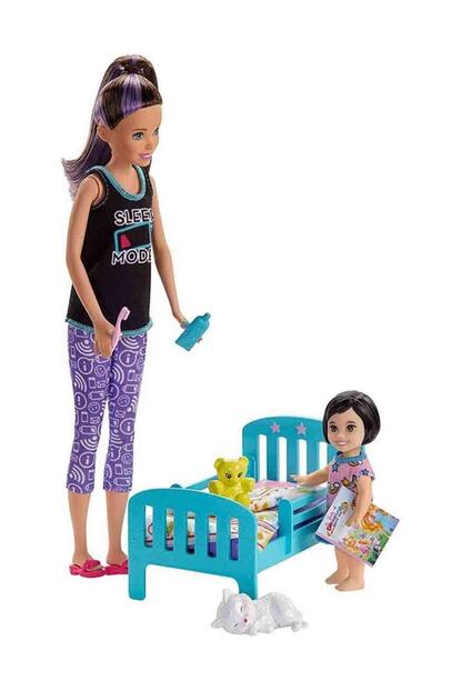 Barbie Bebek Bakiciligi Oyun Seti Fhy97 Sleep Mood T Shirt Trendyol