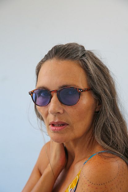 Bilge Karga Nicoline Gunes Gozlugu Trendyol