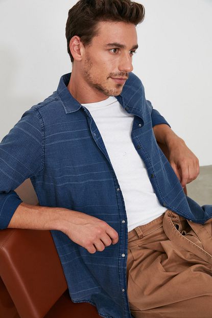 Trendyol Man Lacivert Erkek Cizgili Gomlek Yaka Slim Fit Denim Gomlek Tmnaw21go0132 Trendyol