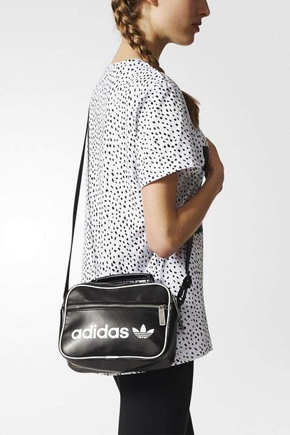 adidas kadin spor cantasi mini airliner vintage canta bq1488 fiyati yorumlari trendyol