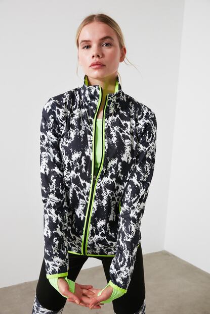 Trendyolmilla Cok Renkli Neon Serit Ve Desenli Spor Ceket Twoss19yn0215 Trendyol