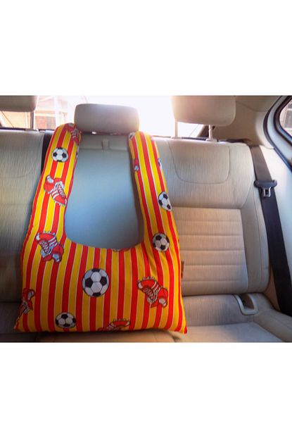 Sarac Cushion Design Galatasaray Taraftar Guvenli Arac Yastigi Trendyol