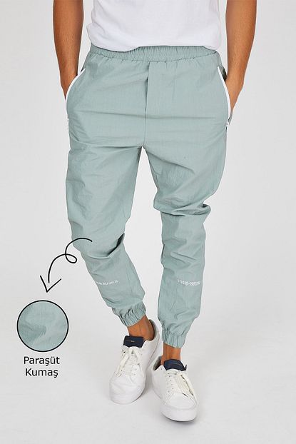 Denim Republic Gri Erkek Baskili Naylon Jogger Pantolon Trendyol
