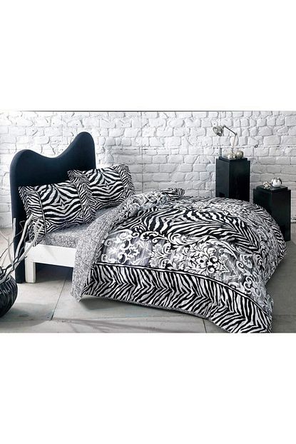 Tac Siyah Zebra Desen Saten Cift Kisilik Nevresim Takimi Trendyol