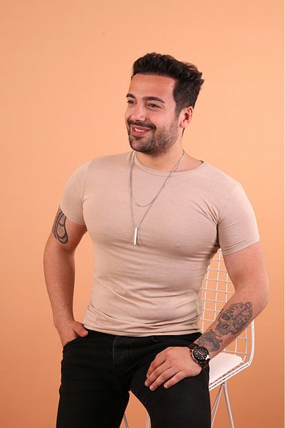 Scsarvin Erkek Krem Oval Kesim Basic T Shirt Trendyol