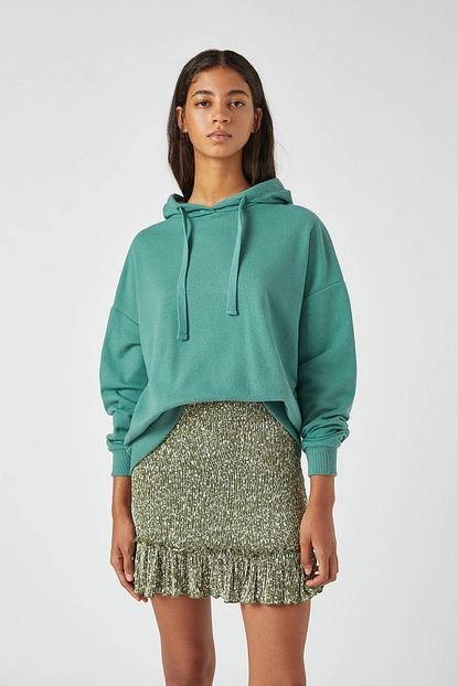 Pull Bear Kadin Soluk Yesil Renkli Kapusonlu Sweatshirt 09594312 Trendyol