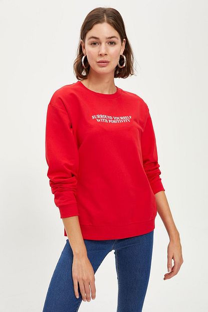 Defacto Kadin Red Yazi Baskili Oversize Sweatshirt S1154az20au Trendyol