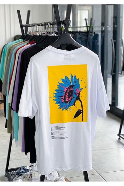 papatya desenli oversize t shirt