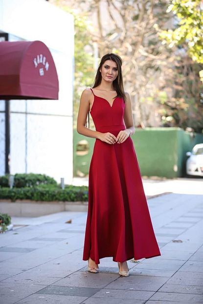 Moda Feminen Kadin Bordo Omuzdan Bagcikli Uzun Abiye Trendyol