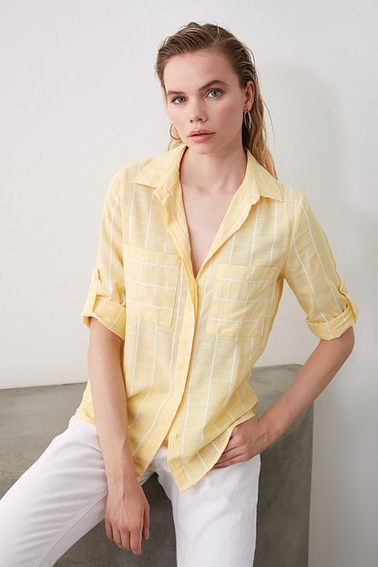 Trendyolmilla Sari Cep Detayli Gomlek Twoss19st0057 Trendyol