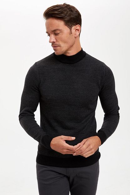 Defacto Erkek Black Red Slim Fit Yarim Balikci Yaka Triko Kazak R9121az20wn Trendyol