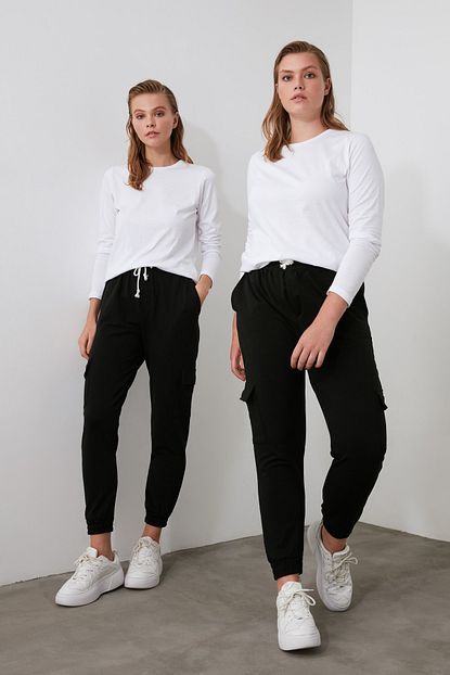 Trendyolmilla Siyah Kargo Cepli Basic Jogger Orme Esofman Alti Twoaw20ea0088 Trendyol