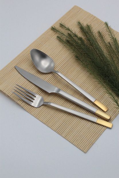 Maddore Vita Mat Gold 84 Parca Catal Bicak Takimi Fiyati Yorumlari Trendyol