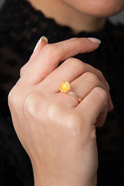 Elika Silver Kadin Ayarlanabilir Sari Lotus Cicegi Model 925 Ayar Gumus Yuzuk Trendyol