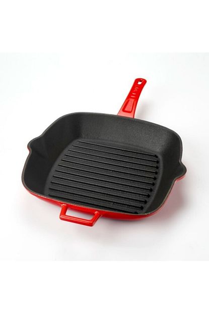 Lava Dokum Izgara Tava Metal Sapli 3 Kat Emaye Kaplama Olcu 28x28cm Kirmizi Trendyol