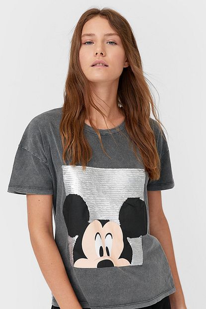Stradivarius Kadin Koyu Gri Pullu Mickey T Shirt 06630930 Trendyol