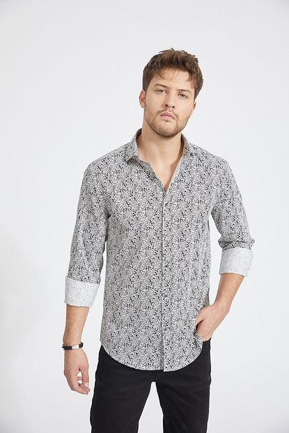 Avva Erkek Siyah Beyaz Baskili Klasik Yaka Slim Fit Garnili Gomlek A02y2027 Trendyol