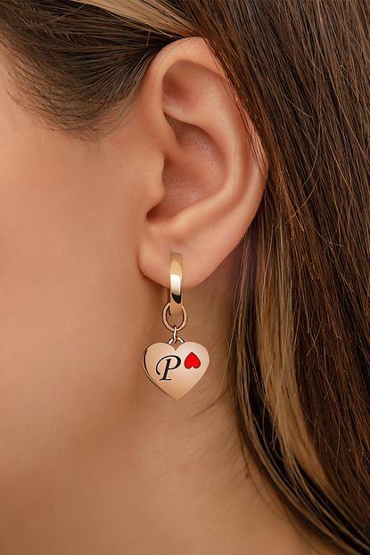 papatya silver p harfi tekli kalp kupe