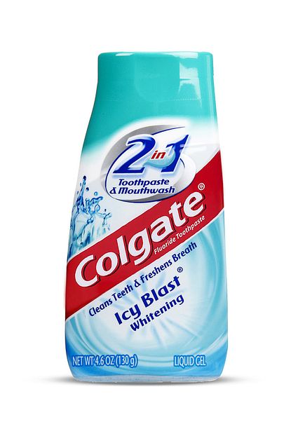 https www trendyol com colgate colgate 2 in 1 buz ferahligi dis macunu 130 g p 32669546