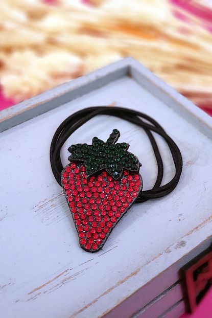 clk accessories kiz cocuk cilek lastikli tasli toka fiyati yorumlari trendyol