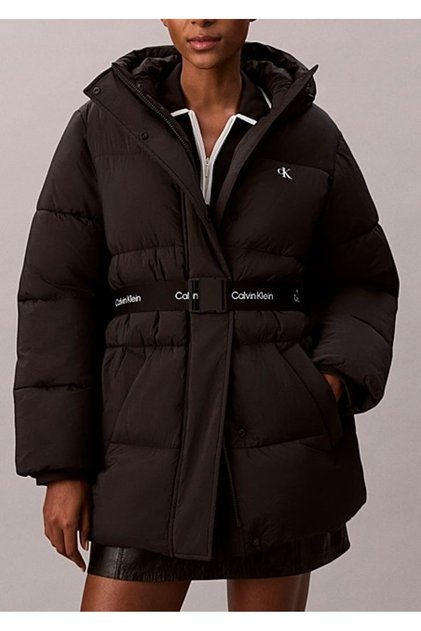 Öves, közepes vastagságú puffer kabát