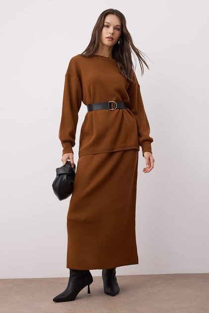 Açık Kahverengi Oversize Triko Etekli Alt - Üst Takım TCTAW26US00022