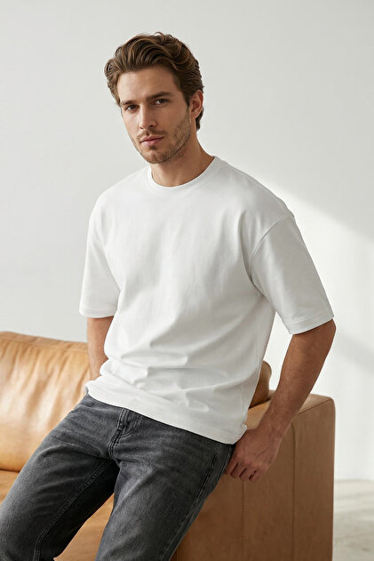 Trendyolmilla Man Beyaz Unisex Boxy/Kare Kesim Kalın T-Shirt