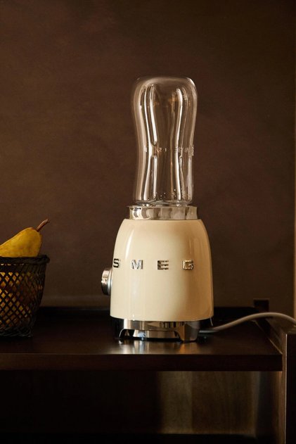 Blender pentru smoothie cremă retro în stilul anilor 50 Pbf01creu