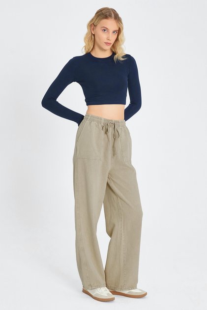 Bej Cep Detaylı Kot Görünümlü Wide Leg/Geniş Paça Dokuma Pantolon TWOSS25PL00076