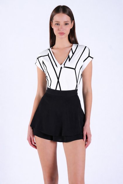 Women's White V-Neck Digital Printed Knitted Blouse Alc-X15092