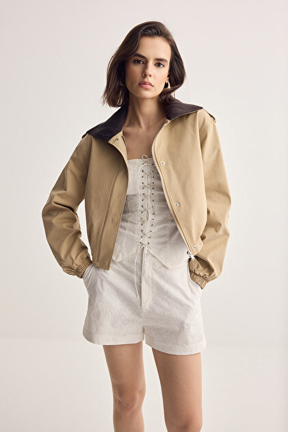 Beige Collar Detailed Regular Coat Twoss26Mo00006