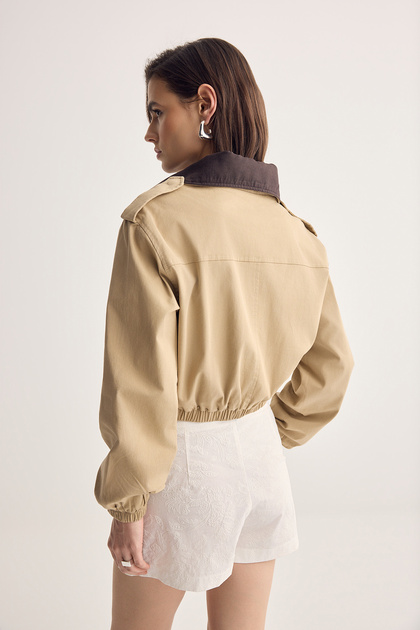 Muse for all x Trendyolmilla Bej Regular Süet Yaka Detaylı Mont