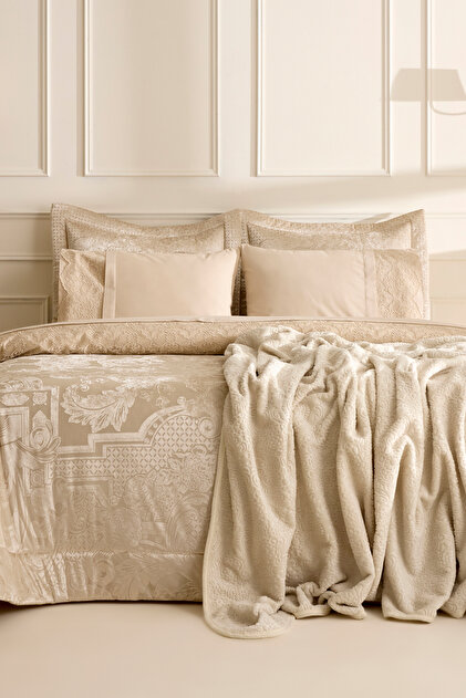Karaca Home Bride Coll Carina 8 Parça Çeyiz Seti Gold - Fiyatı