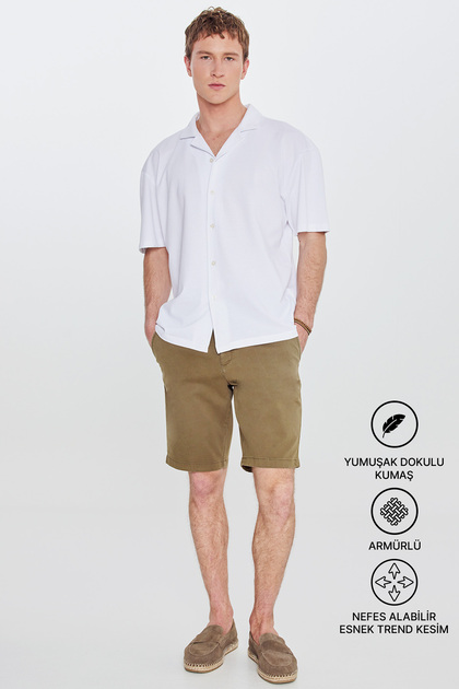 Men's White Cotton Comfort Fit Relaxed Cut Hawaiian Collar Dobby Knitted Shirt