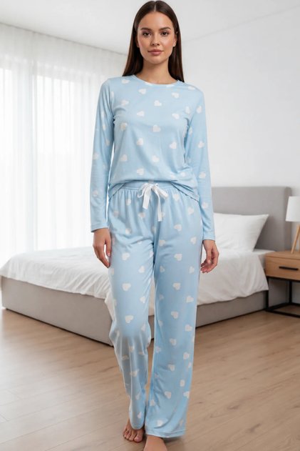 Büyük Beyaz Kalp Desenli Fiyonk Detaylı Milan Kumaş Uzun Kollu Yumuşak Pijama Takımı
